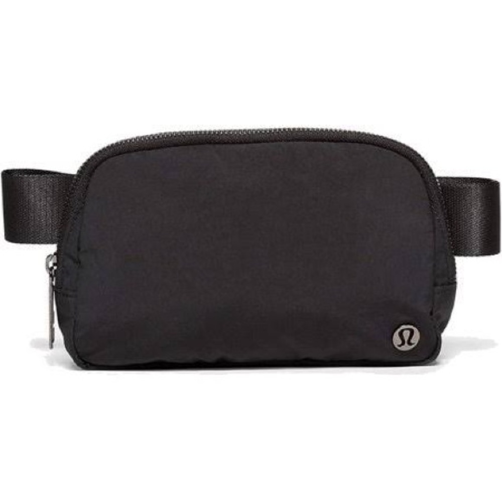 Lululemon Everywhere Belt Bag (black)